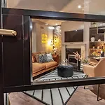 Escape Sleeps 6 * 沃特福德
