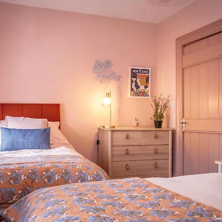 別荘 Escape Sleeps 6