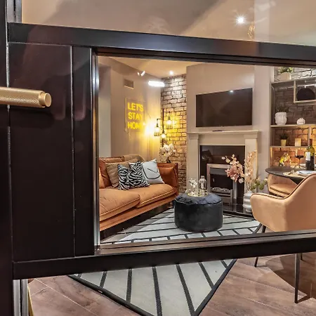 Escape Sleeps 6 * Waterford