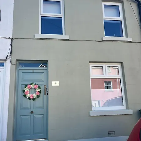 別荘 Escape Sleeps 6 *