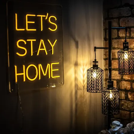 Escape Sleeps 6 Feriehus