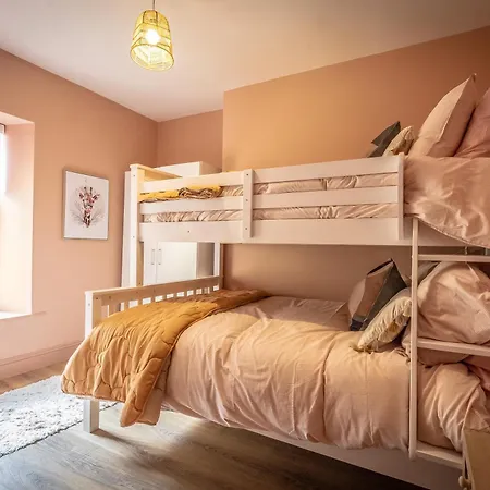 Escape Sleeps 6 Casa vacanze Waterford