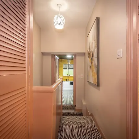 別荘 Escape Sleeps 6 *