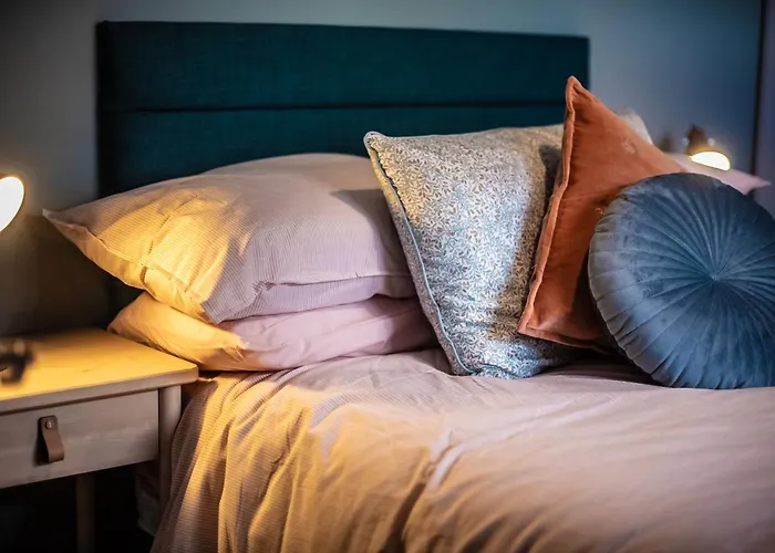 Feriehus Escape Sleeps 6 *