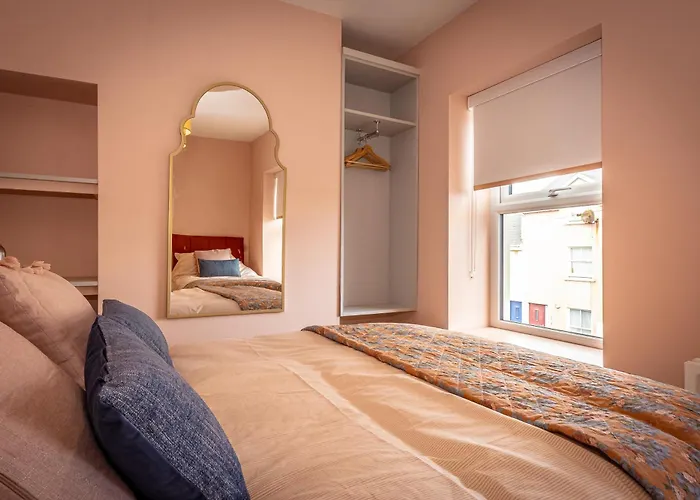 Escape Sleeps 6 Feriehus