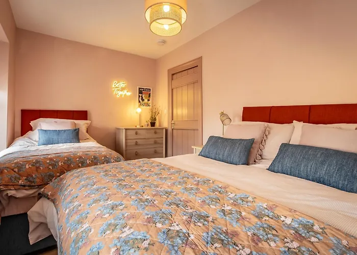 Escape Sleeps 6 Feriehus *